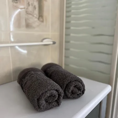 Vlasta Port Royal Cristianos * Los Cristianos (Tenerife)